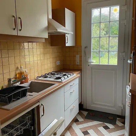 Les Ilous Proche Tatil Evi *