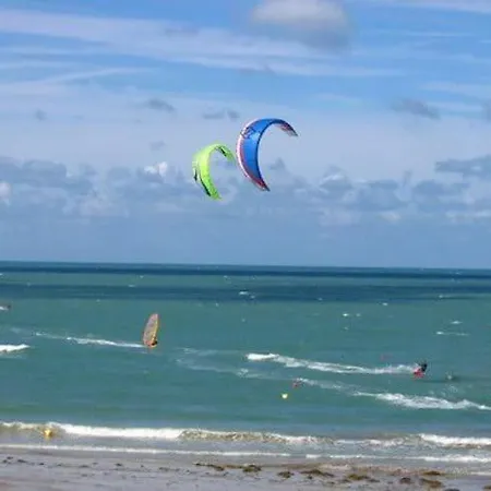 Les Ilous Proche Tatil Evi Hauteville-sur-Mer