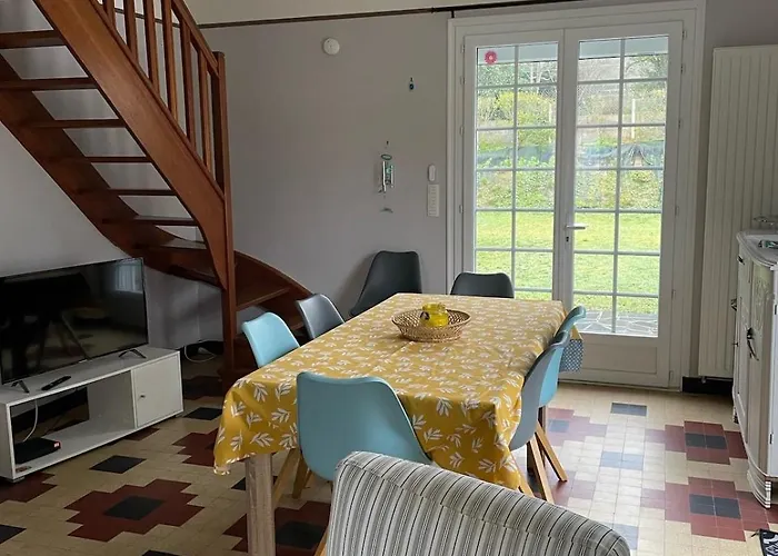 Les Ilous Proche بيت للعطل